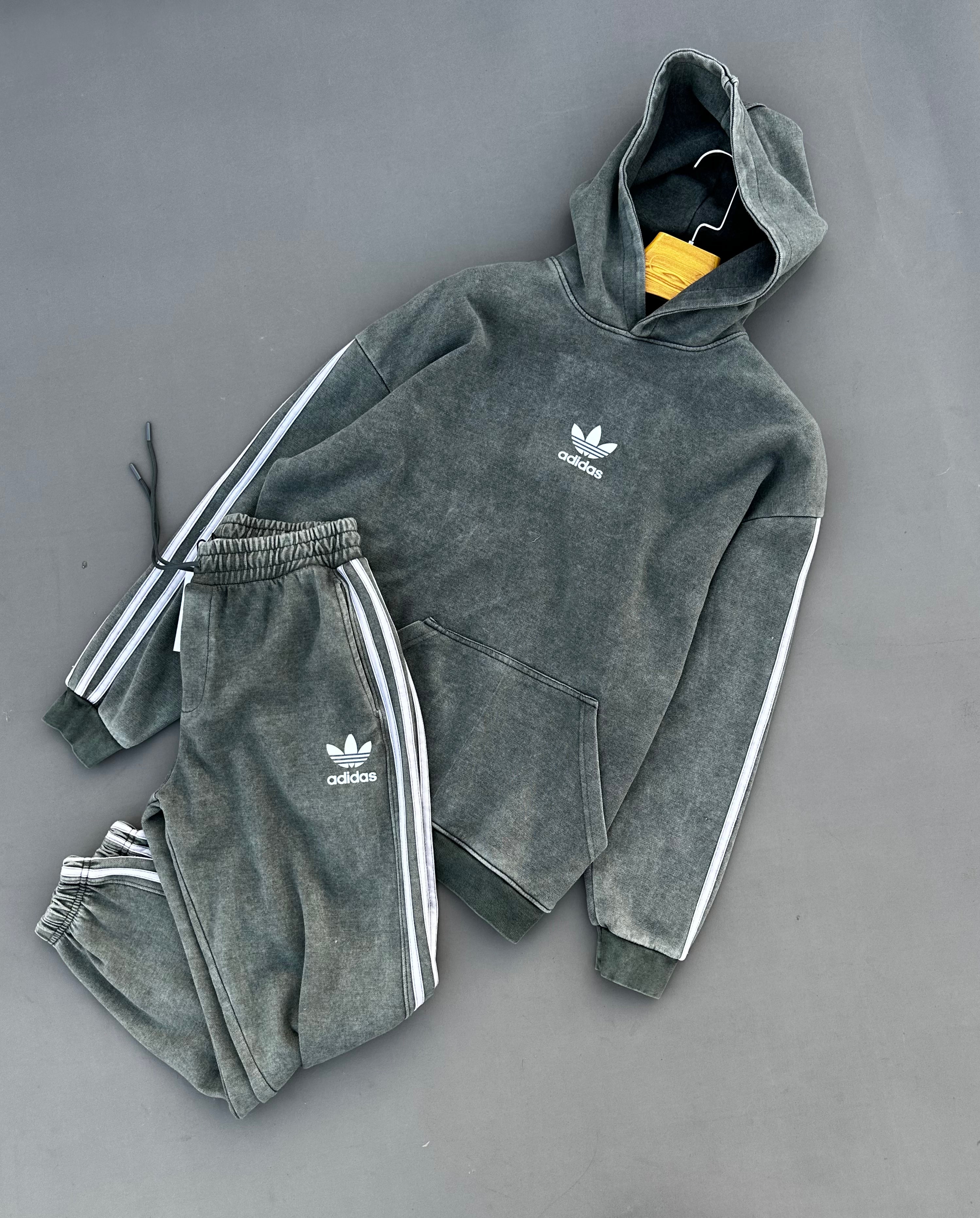 Tracksuit oversized CONTRAST STITCH